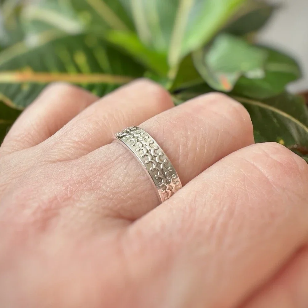 Men’s Sterling Silver Scalloped Crown Open Cuff Ring Band